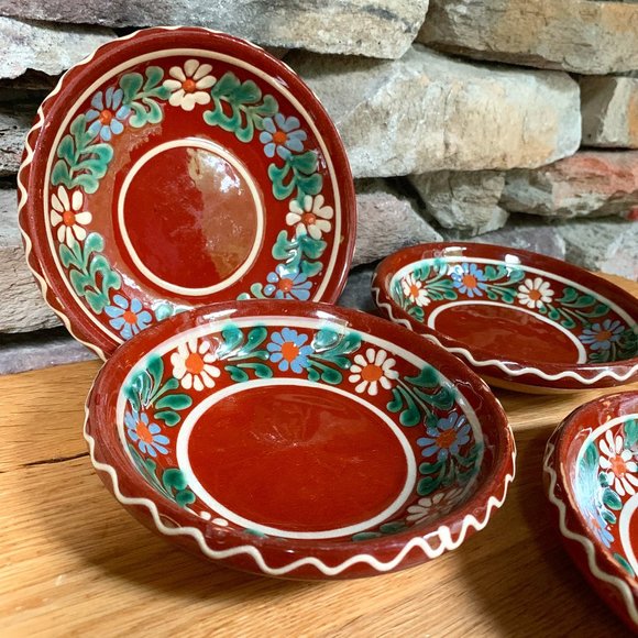 4 Pottery Bowls Majolica Hand Painted Floral Red Yellow Green - Picture 1 of 10